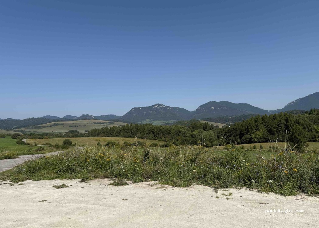 (032 23) Liptovská Sielnica - Unnamed Road — foto 4