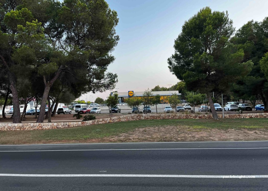 (07458) Can Picafort - 41c Carretera Artà-Alcúdia — foto 3