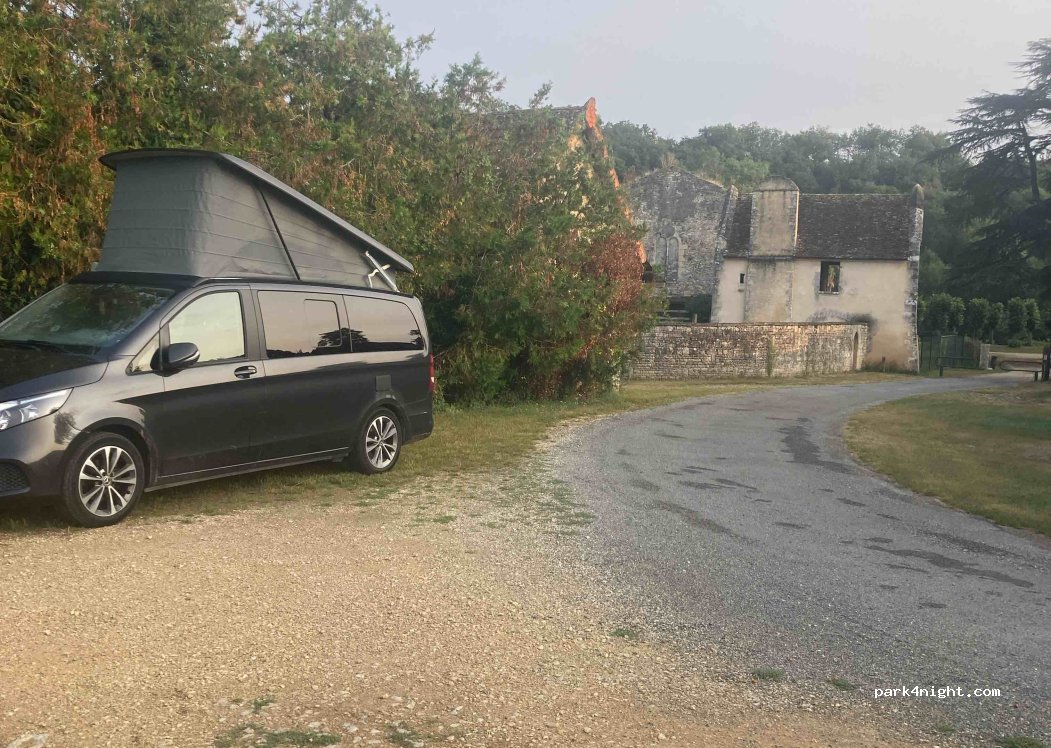 (86700) Valence-en-Poitou - Chem. de l'Abbaye de Valence — foto