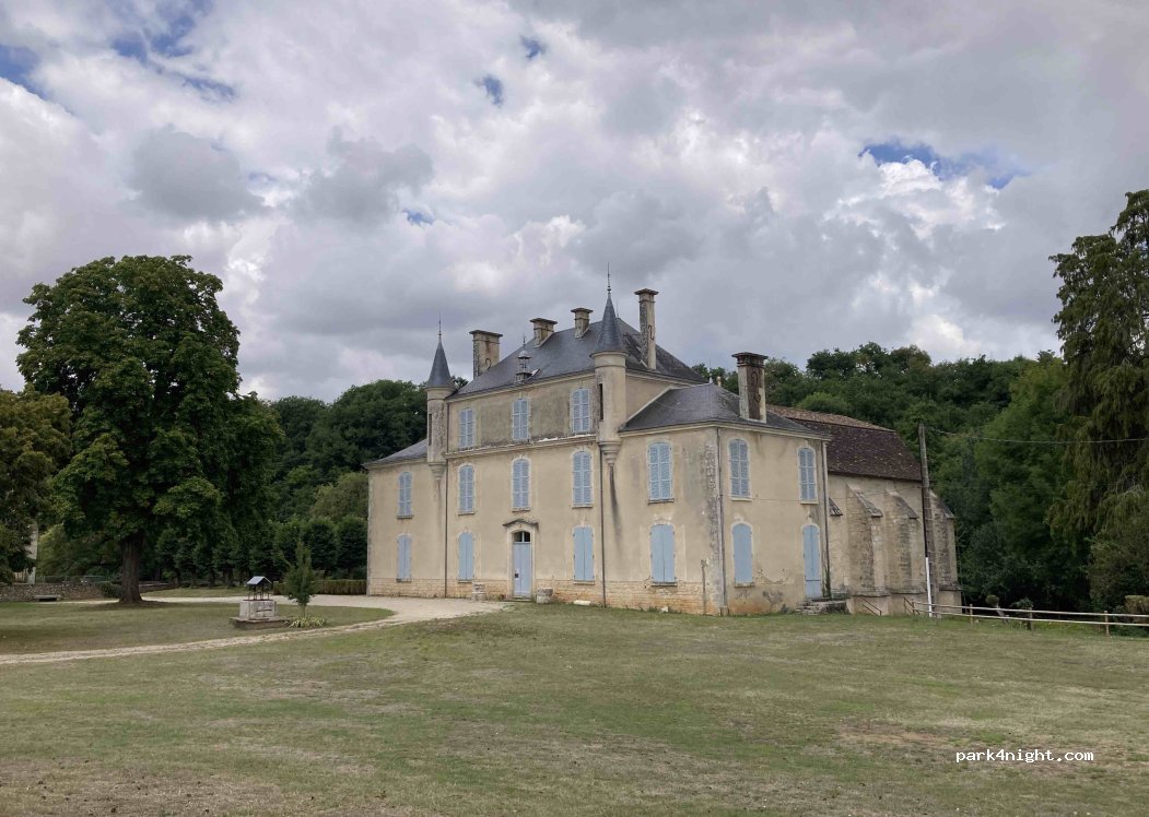 (86700) Valence-en-Poitou - Chem. de l'Abbaye de Valence — foto 3