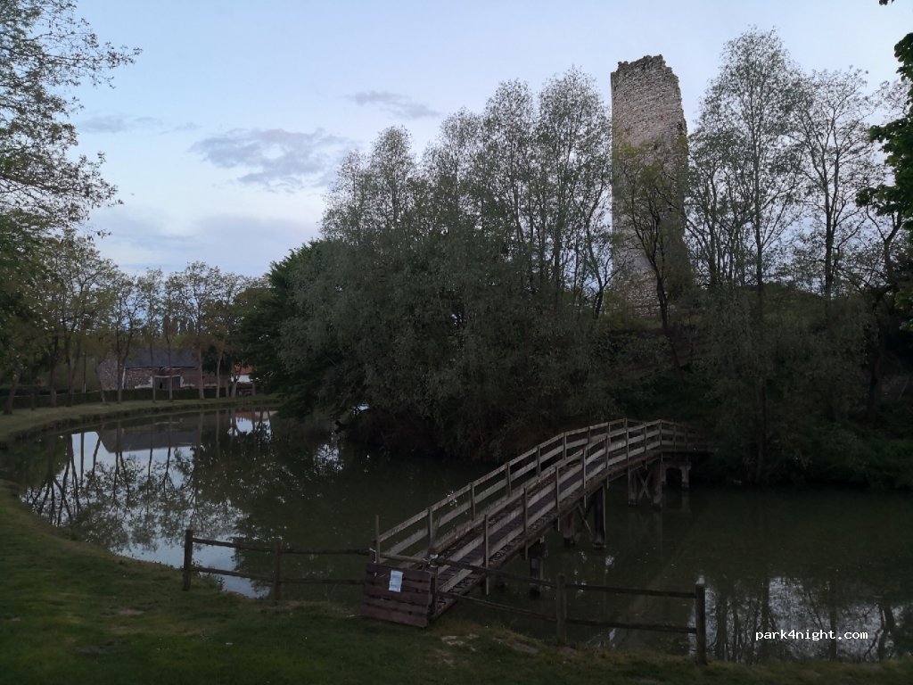 (41100) Coulommiers-la-Tour - 5 Ruelle des Douves — foto