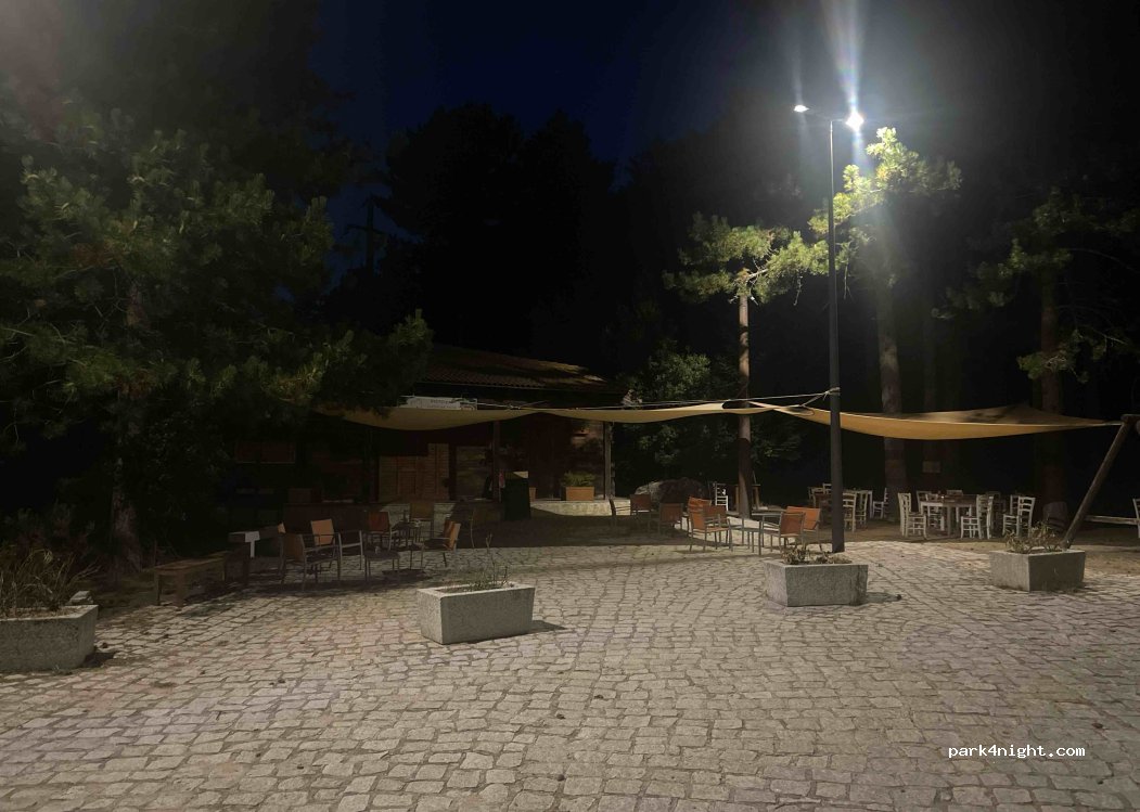 (07029) Tempio Pausania - Viale dei Martiri Anticendio — foto 2