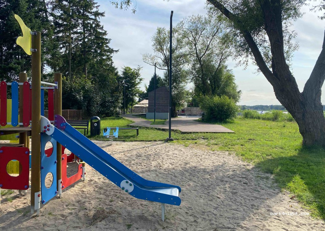 (72-603) Świnoujście - 25B 1 Maja — foto 2
