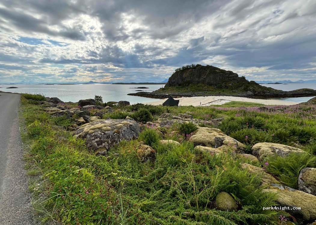 (8324) Vågan - 440 Årsteinveien — foto 2