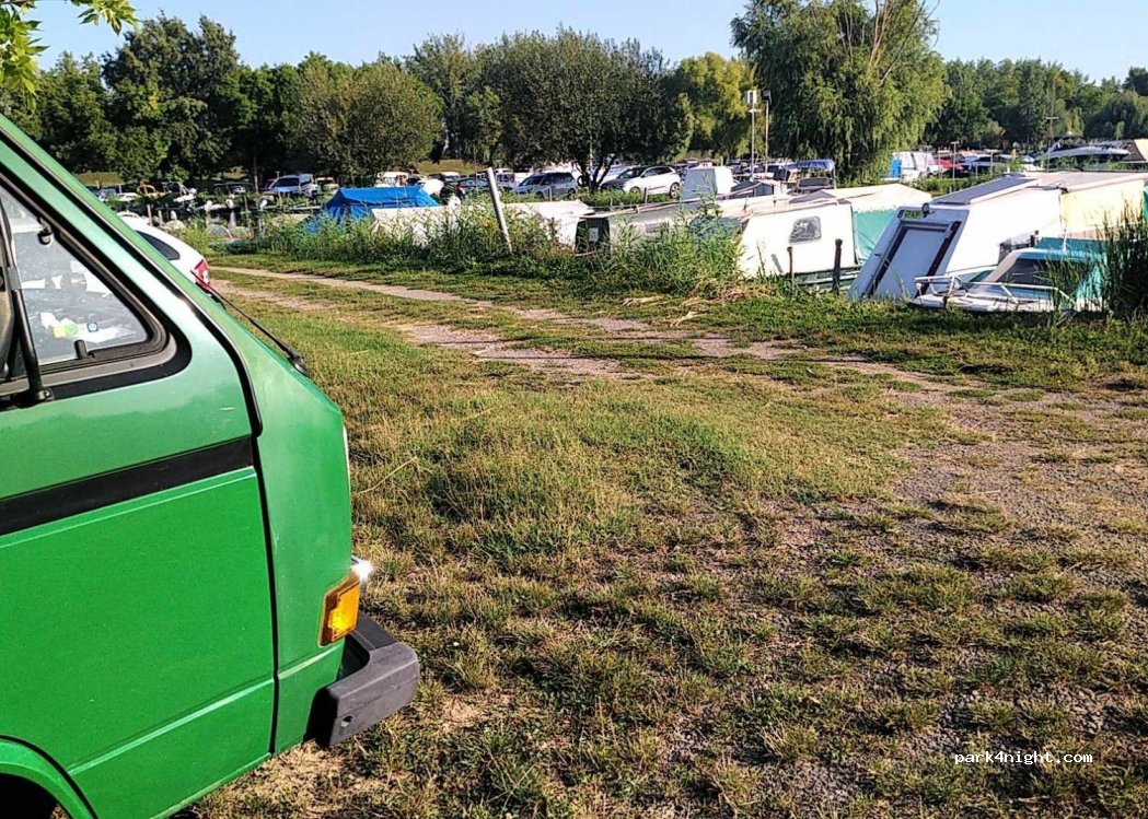 (3385) Tiszanána - Unnamed Road — foto