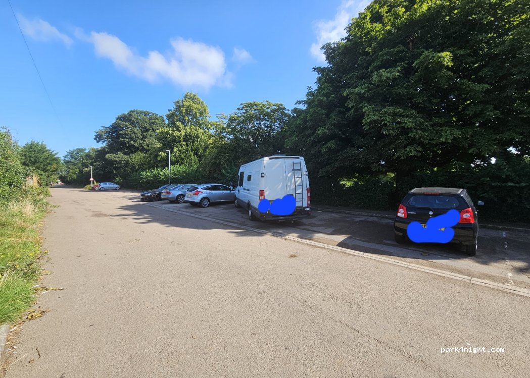 (MK42 8AT) Kempston - 43 Halsey Road — foto
