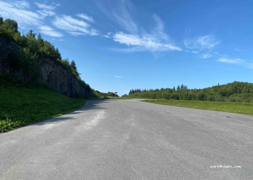 (8890) Leirfjord - 30 Kystriksveien — foto