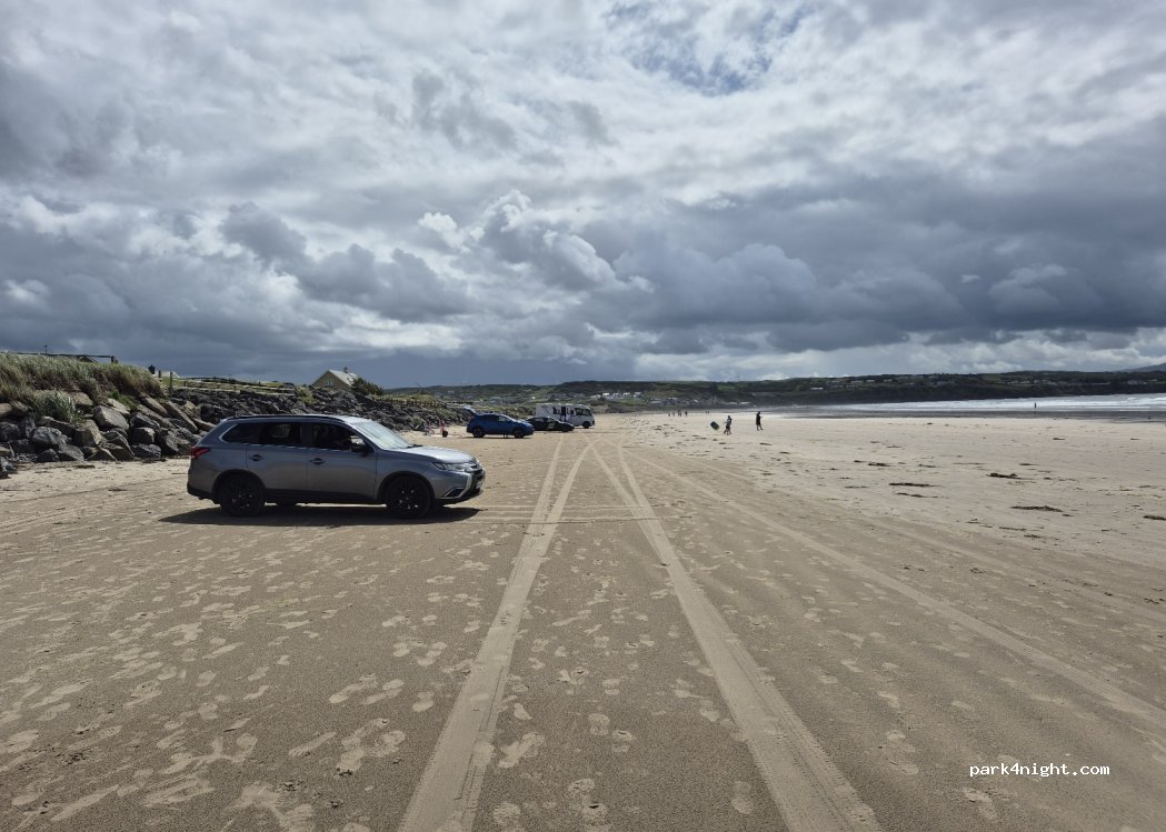 (F94 D5F2) Rossnowlagh - Unnamed Road — foto 2