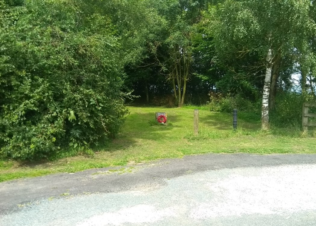 (HU17 8TB) North Newbald - Middlehowe Road — foto
