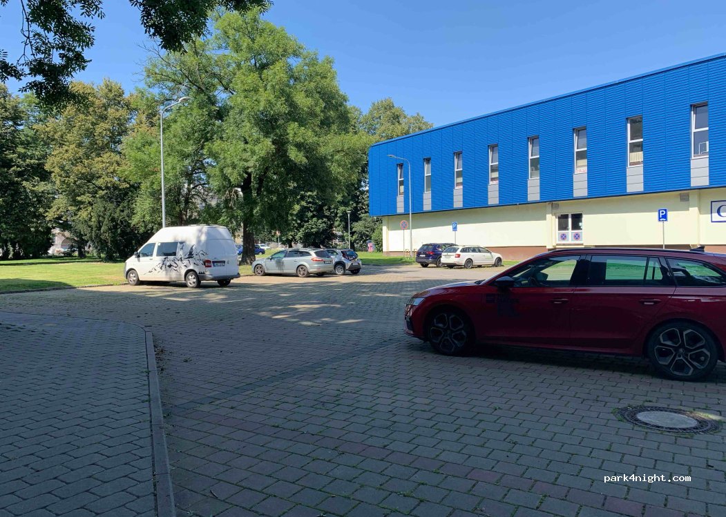 (702 00) Moravská Ostrava a Přívoz - 3235 Černá louka — foto