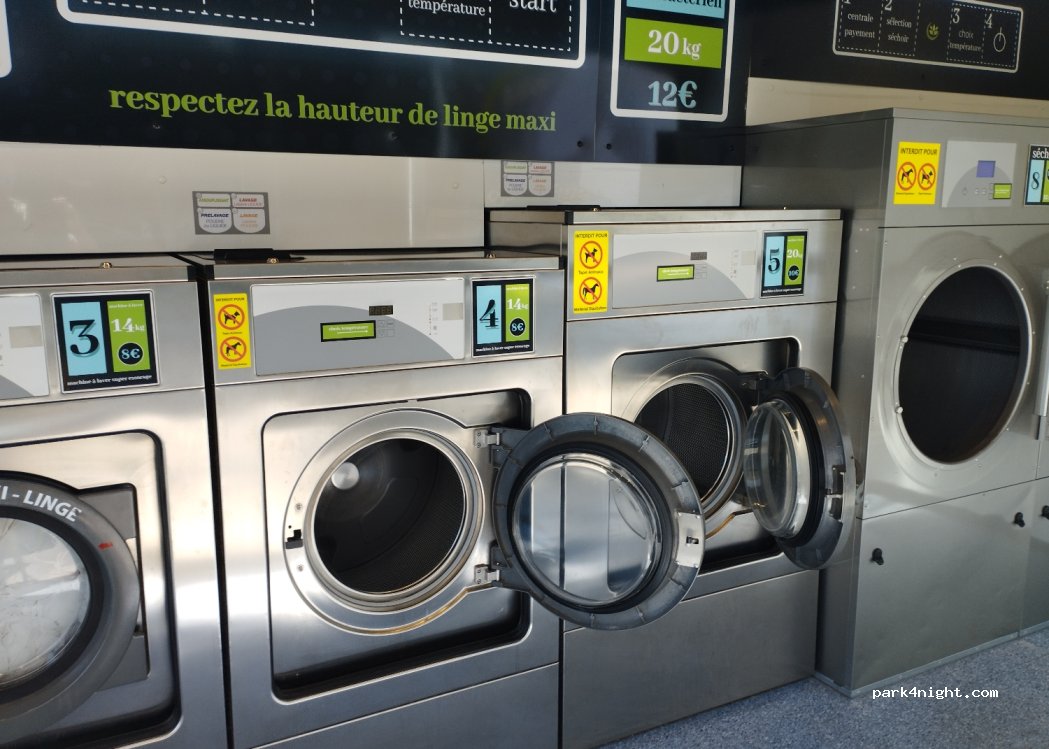 (39000) Lons-le-Saunier - 76 Rue des Salines — foto 2