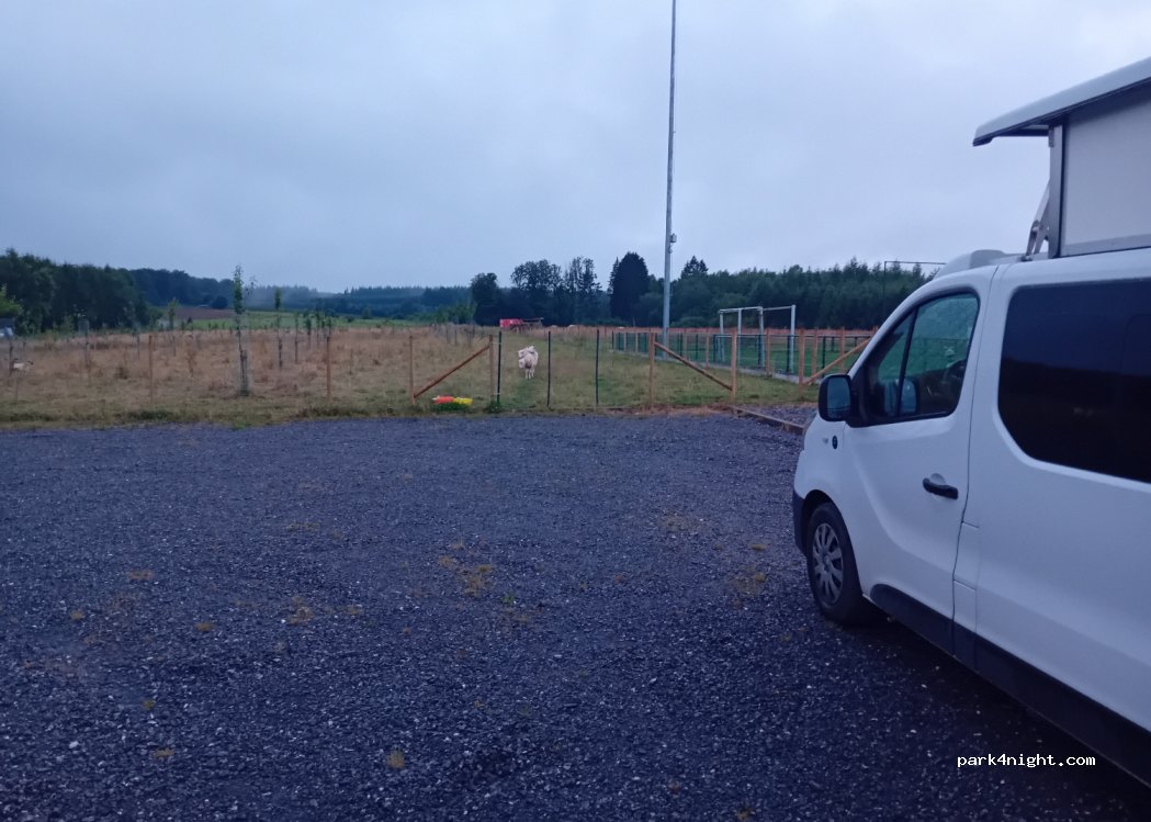 (5555) Bièvre - 49 Rue de Bellefontaine — foto 2