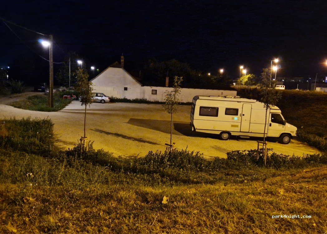 (7030) Paks - 5 Árvíz utca — foto 3