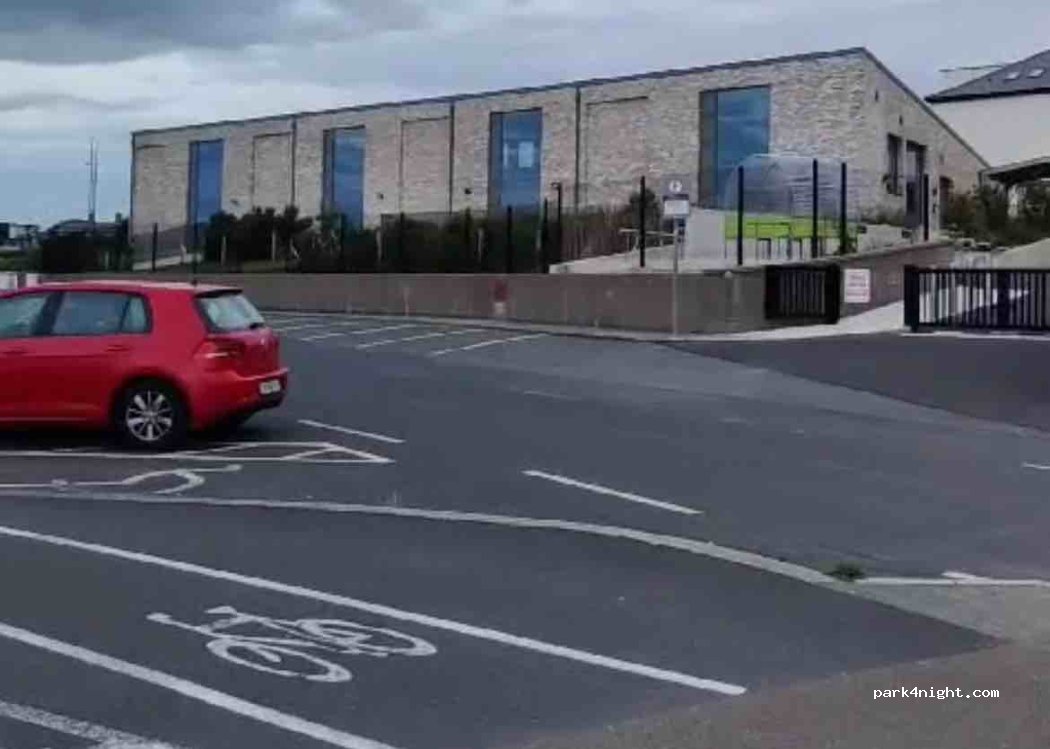 (A63 Y132) Greystones - Marine Road — foto