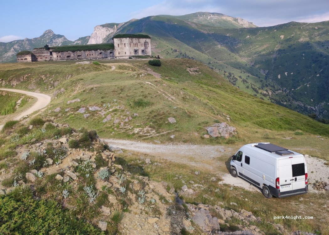 (06430) Tende - 7670 Route des 50 Lacets — foto