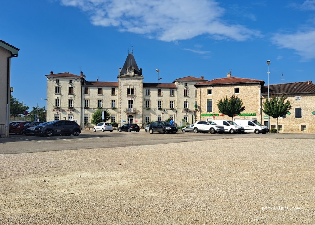 (01250) Ceyzériat - 1 Place Jean Moulin — foto