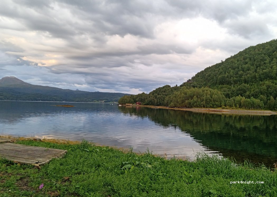 Stålvikbotn Campingvogn og bobilsparkering — foto 2
