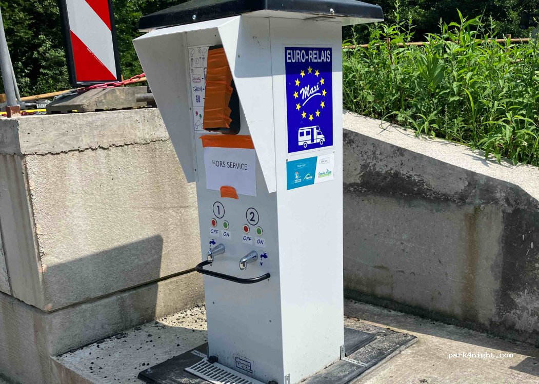 (15110) Chaudes-Aigues - 24 Quartier Beauredon — foto
