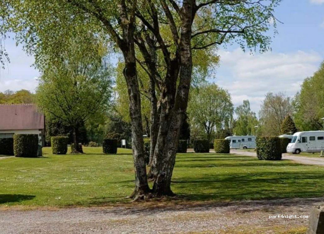 (61450) La Ferrière-aux-Étangs - 13 Rue de Briouze — foto 2