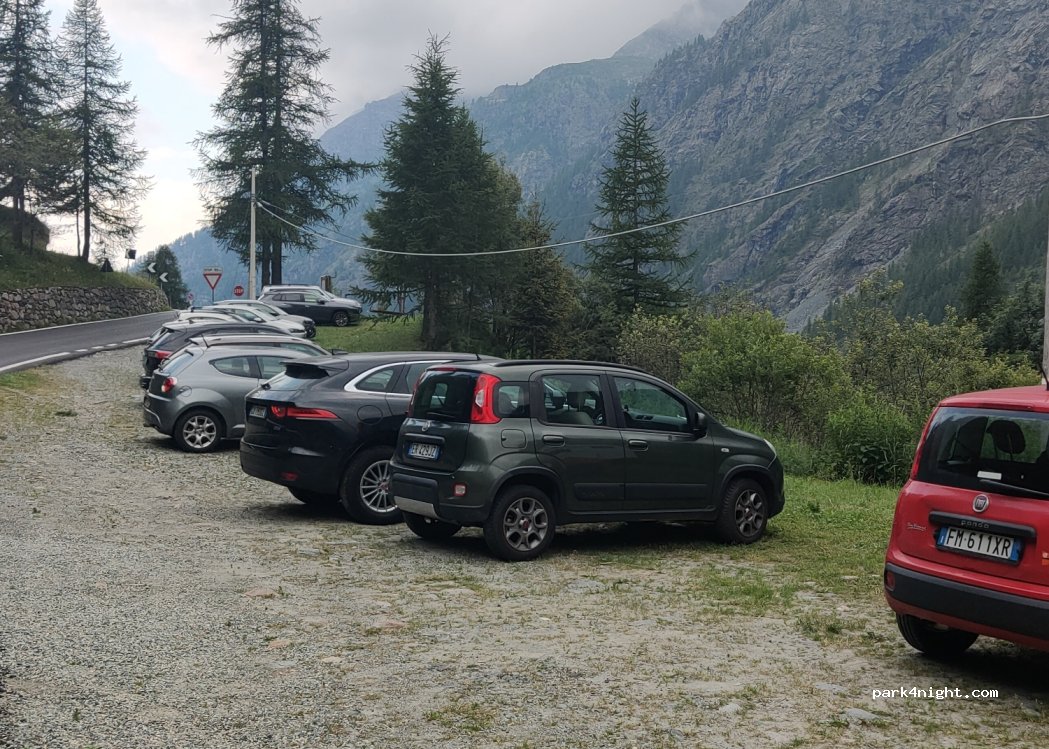 (11020) Gressoney-La-Trinité - 3 Strada Regionale 43 — foto