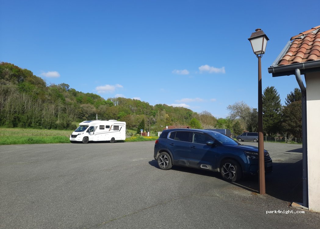 (40300) Sorde-l'Abbaye - 268 Rue Lesplaces — foto 2