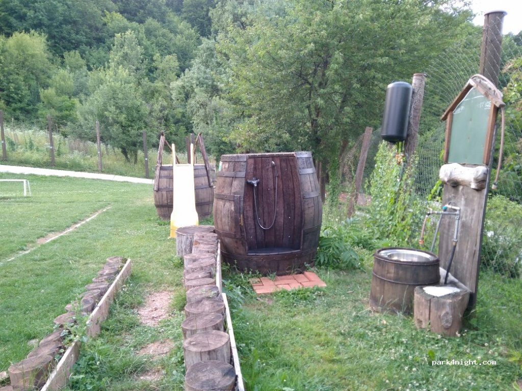 Etno kuća pod Okićem — foto
