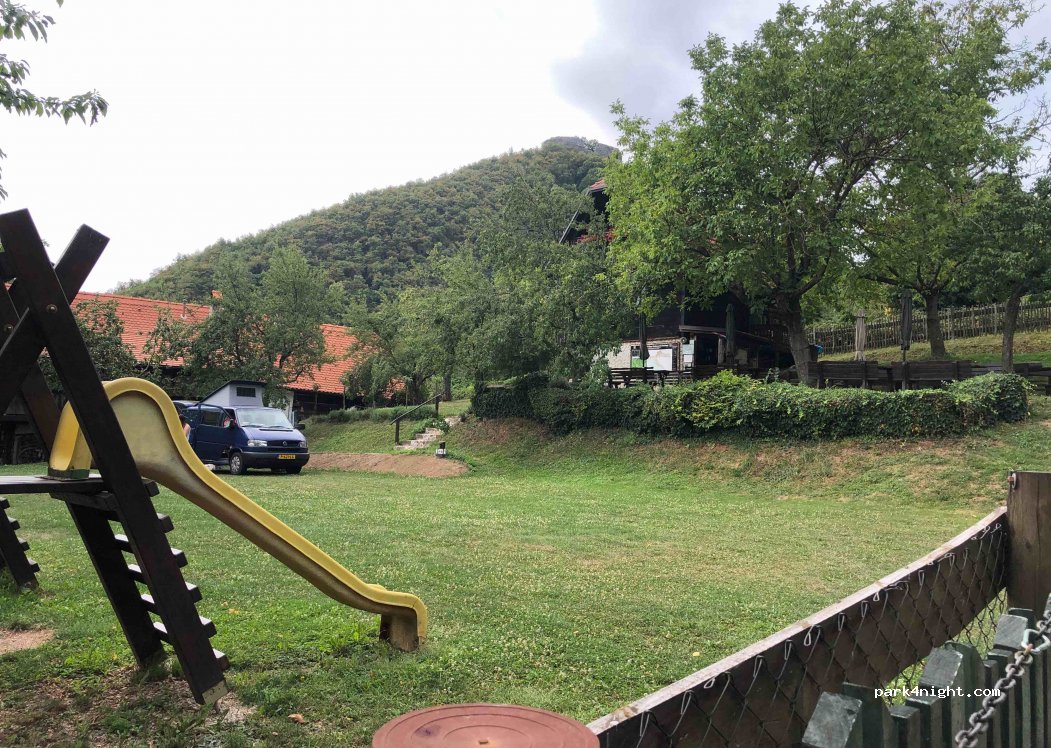 Etno kuća pod Okićem — foto 2
