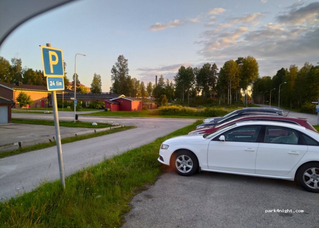 (771 51) Ludvika - 24 Biskopsvägen — foto