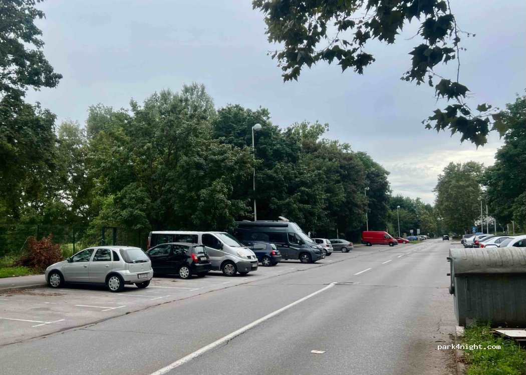 (10000) Zagreb - 6 Ulica Marijana Haberlea — foto