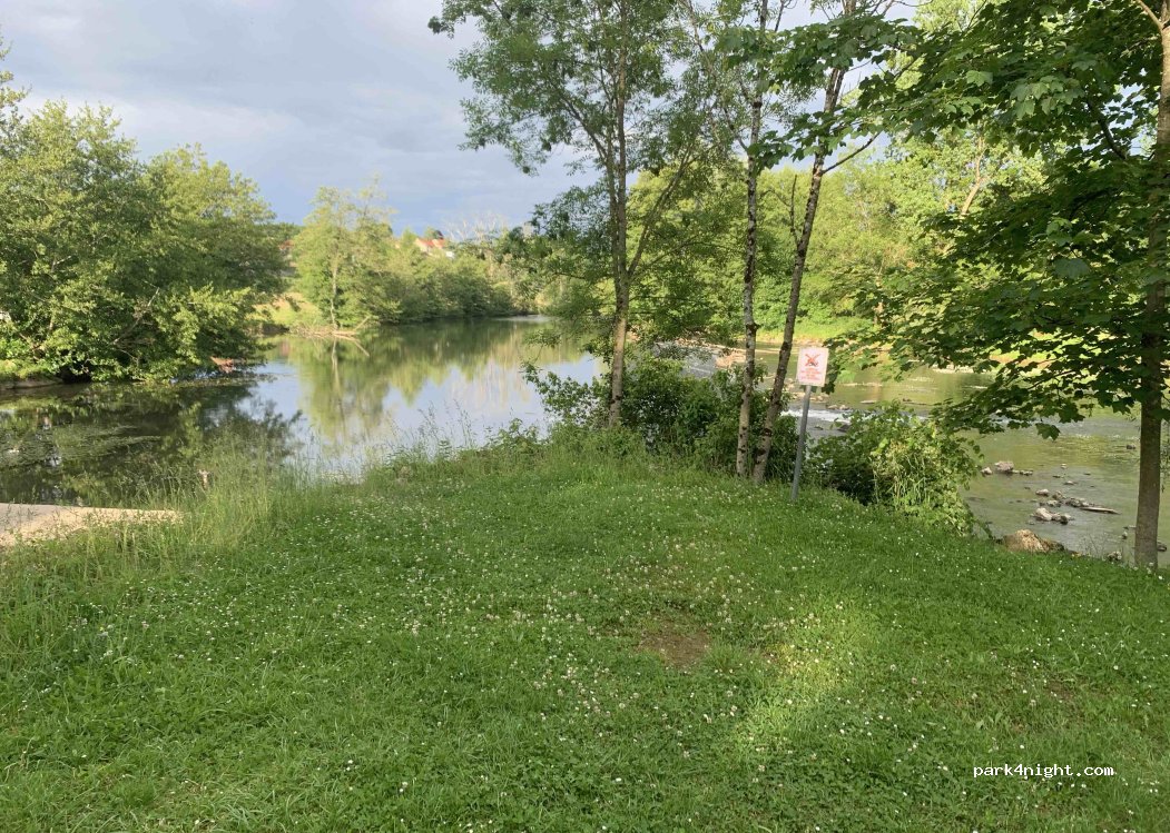 Camping Municipal Entre Les Deux Ponts — foto 5