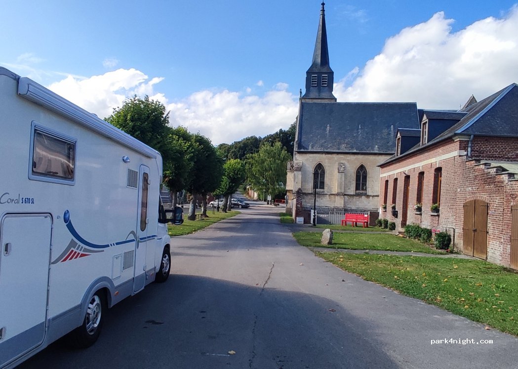 (80560) Contay - 75 Place du Marché — foto