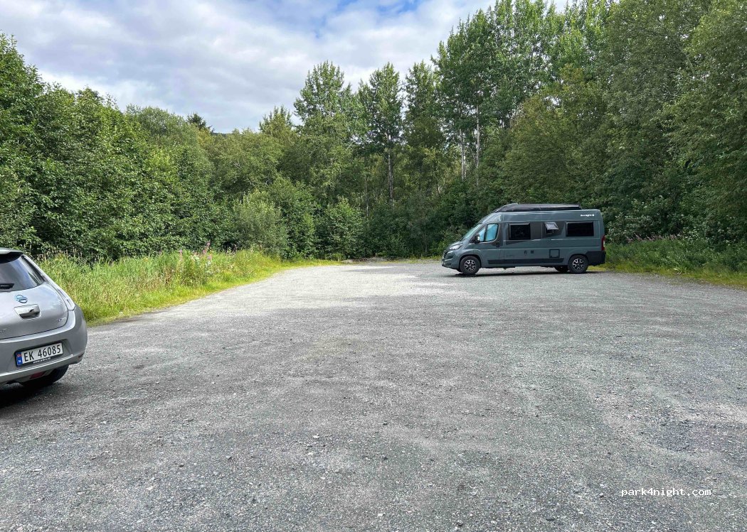 (6013) Ålesund - 72 Hjellhaugvegen — foto