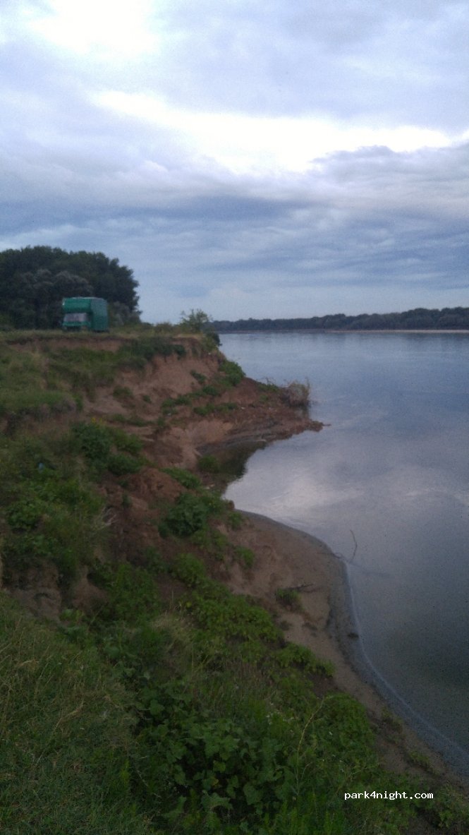 () Gostinu - Unnamed Road — foto 2