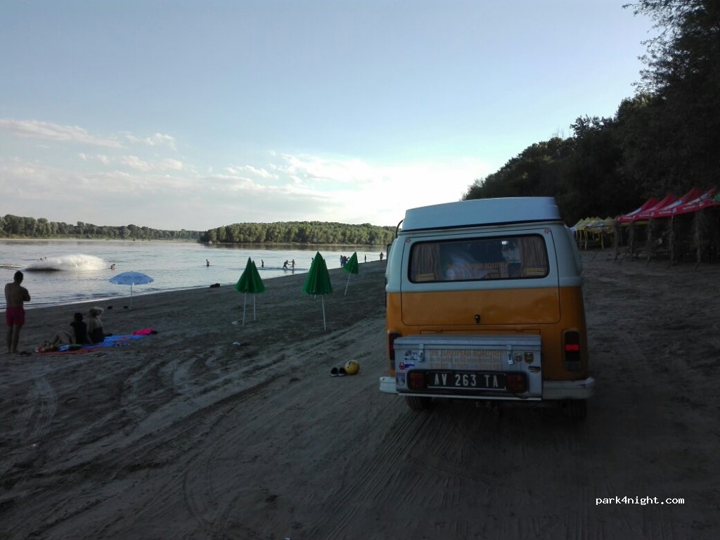 () Gostinu - Unnamed Road — foto 3