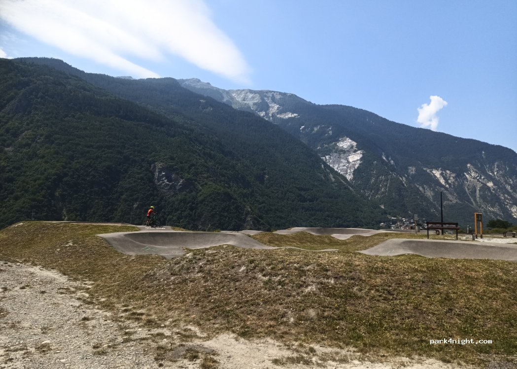 (73870) Saint-Julien-Mont-Denis - — foto