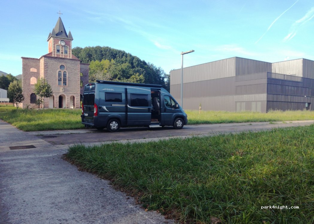 (31794) Lecároz - Colegio Lekaroz — foto 2