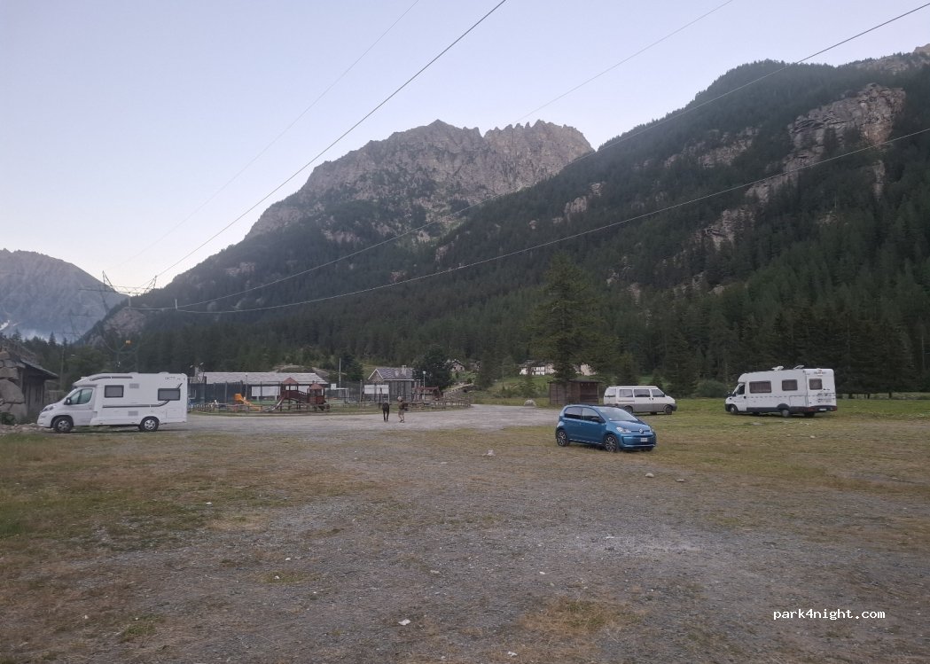 (10080) Prese-montone - 13 Strada Statale 460 di Ceresole — foto