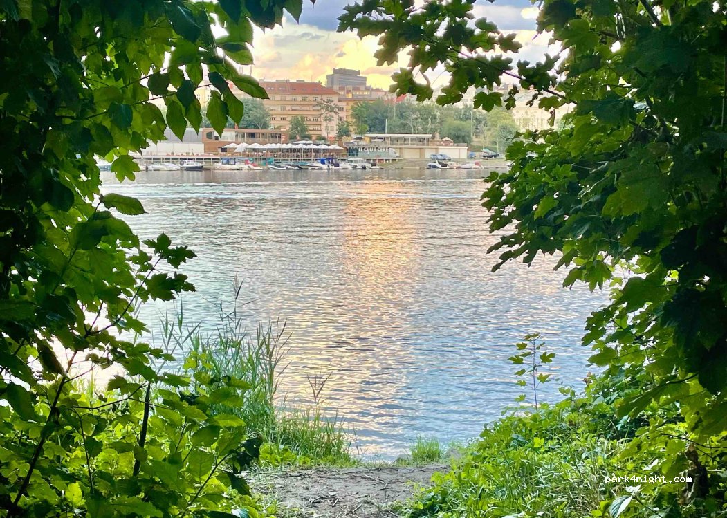(150 00) Praha 5-Smíchov - 32 Císařská louka — foto