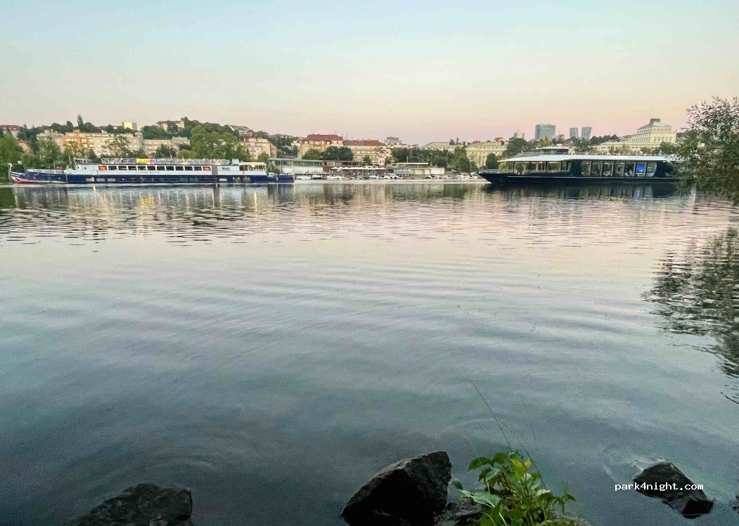 (150 00) Praha 5-Smíchov - 32 Císařská louka — foto 4