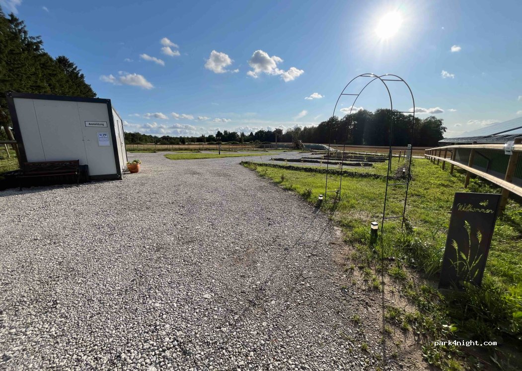 Wohnmobilstellplatz Oetjendorf — foto