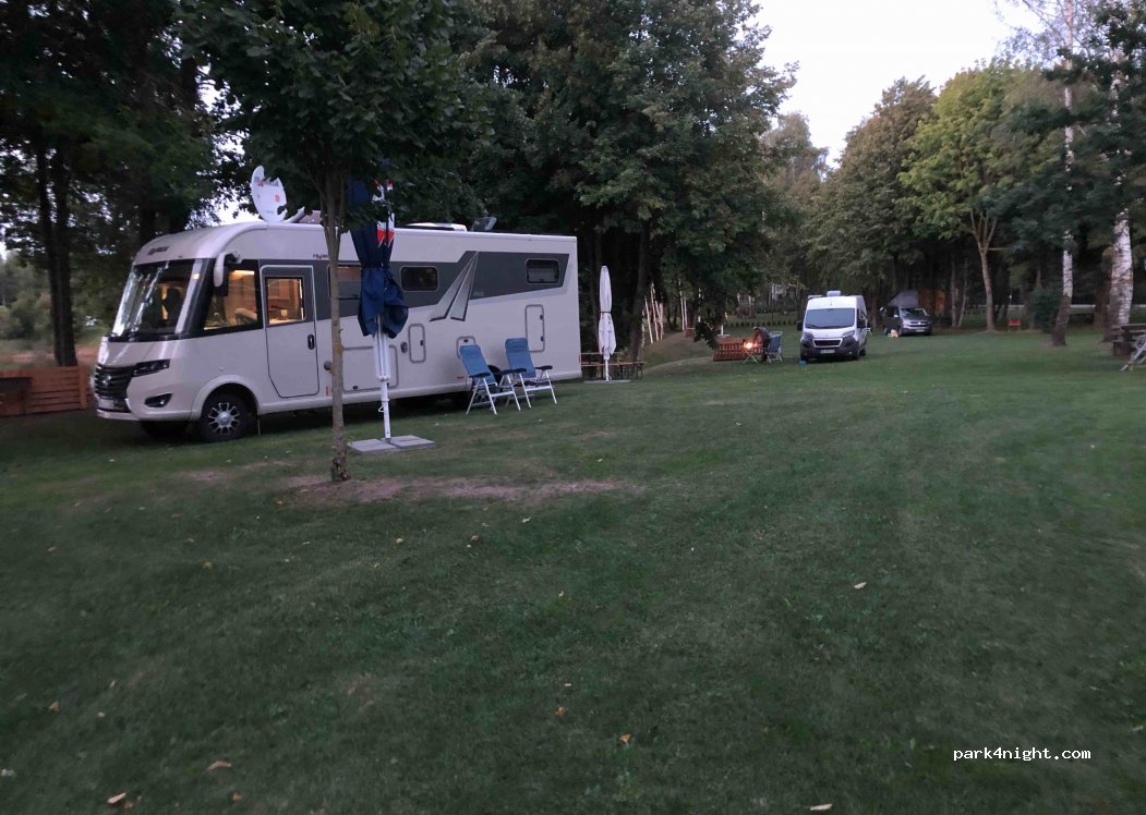 Mariu Ilanka camping — foto