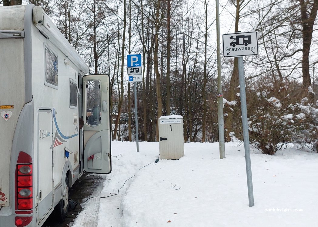Wohnmobilstellplatz Grünewaldstrasse Bayreuth — foto 3
