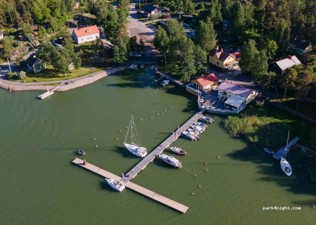 (21160) Naantali - 7 Paltteentie — foto