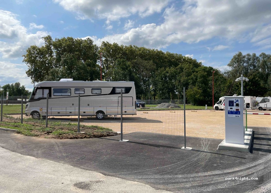 (01190) Pont-de-Vaux - 37 Impasse Pré Chapuisi — foto