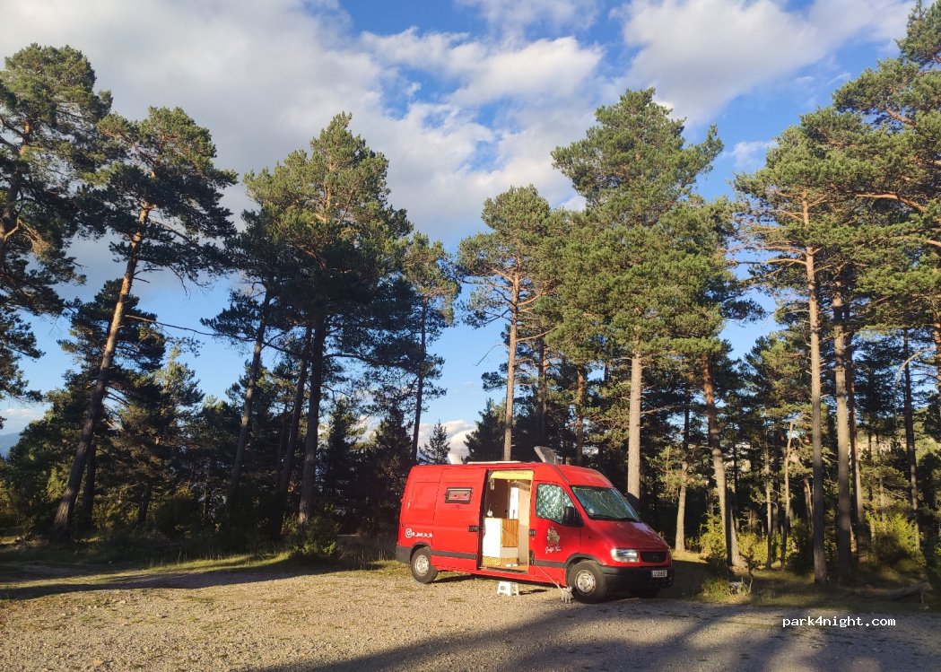 (08697) Saldes - Unnamed Road — foto 3