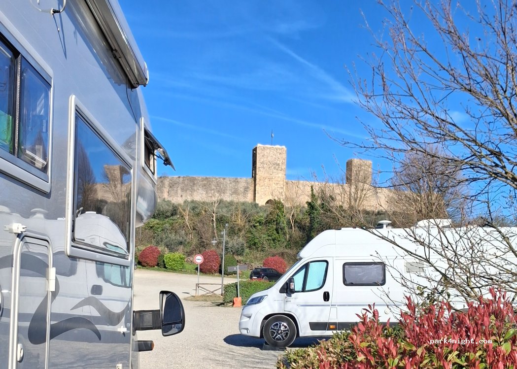 (53035) Monteriggioni - 3 Strada Comunale di Monteriggioni — foto 4