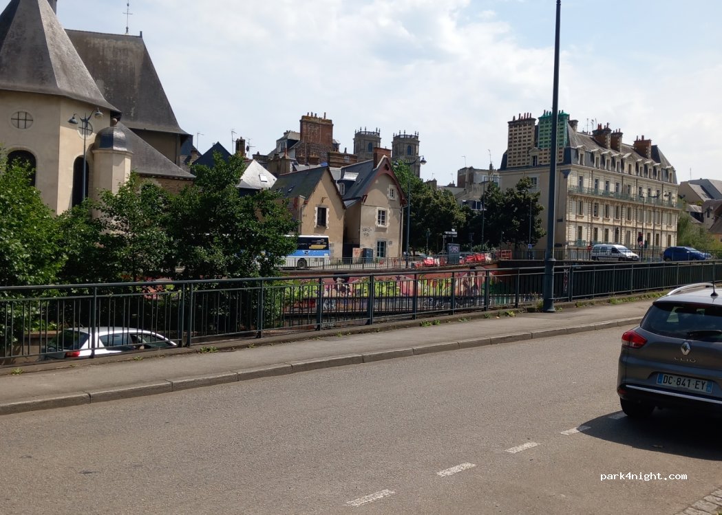(35000) Rennes - 5 Boulevard Maréchal de Lattre de Tassigny — foto 2