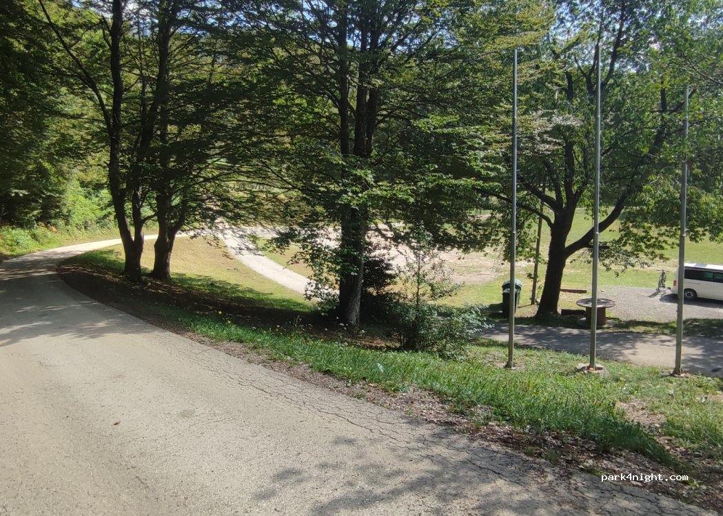 (51311) Veliko Selce - Unnamed Road — foto 3