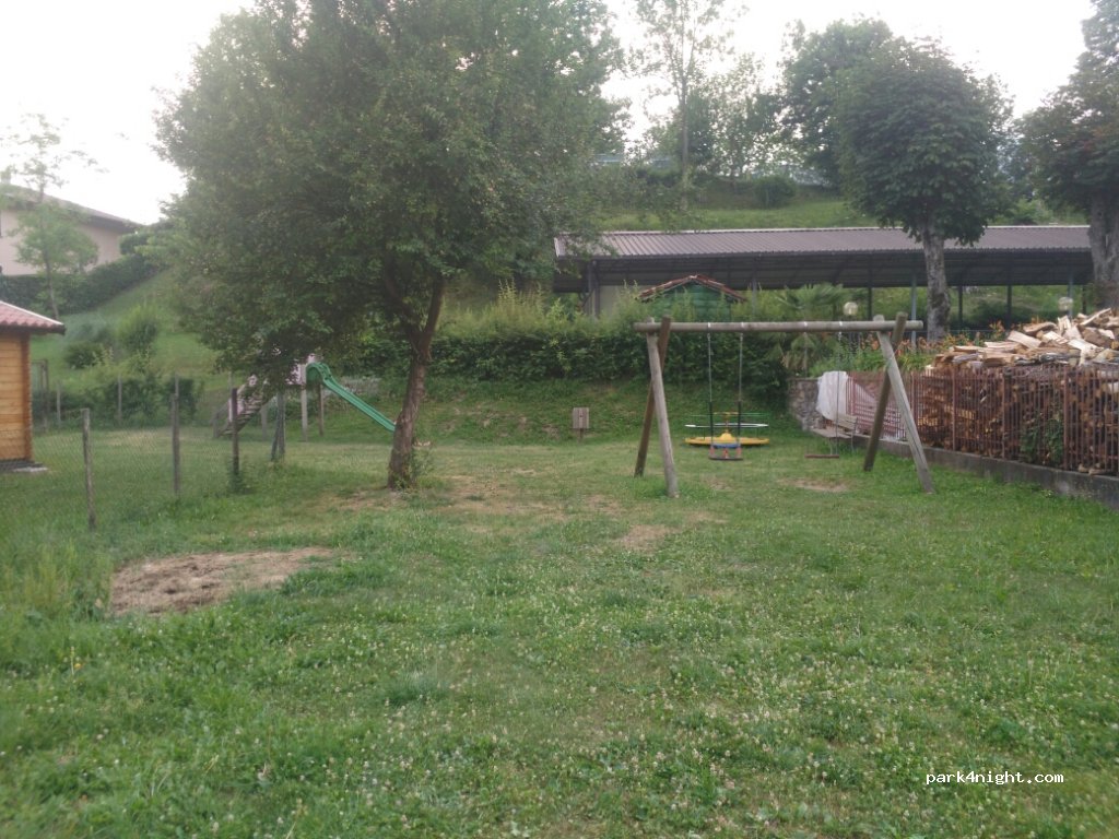 (22010) Naggio - 19 Via alle Alpi — foto