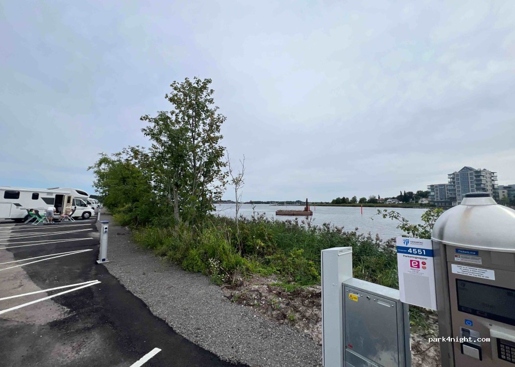 Stensarmen bobilparkering — foto 4